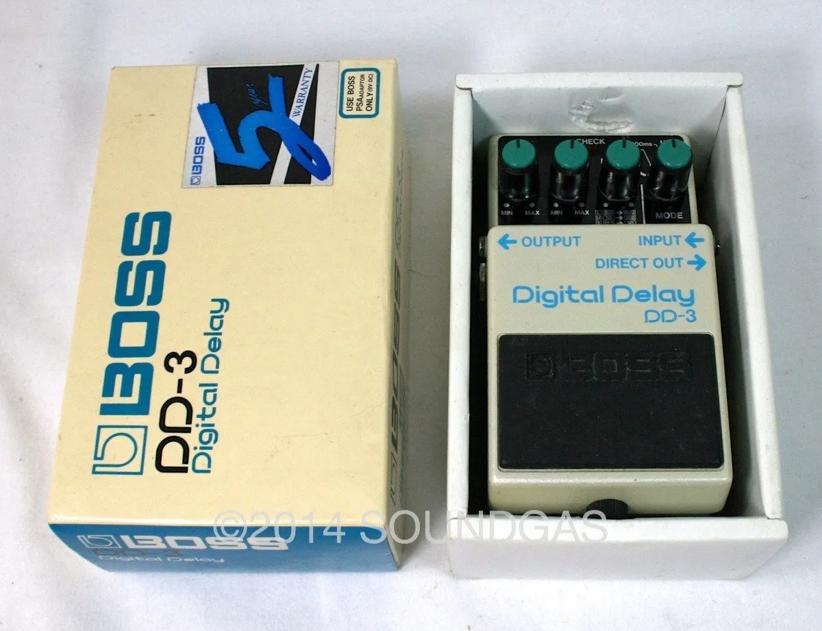 BOSS DD-3 DIGITAL DELAY - Version 1 / Japan / Long Chip