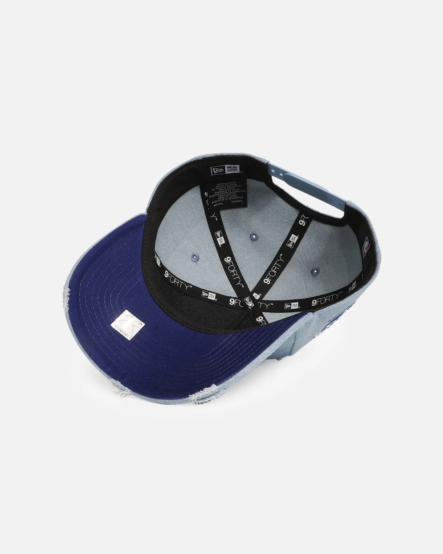 New Era Chicago Bulls 'Distressed Denim' 9FORTY A-Frame Snapback Light Wash Denim