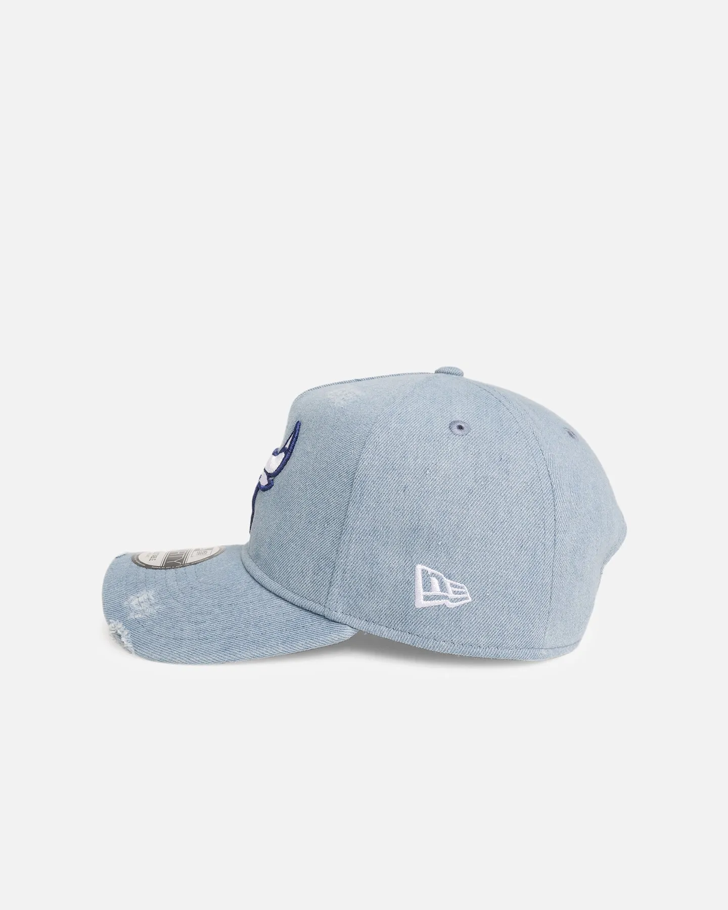 New Era Chicago Bulls 'Distressed Denim' 9FORTY A-Frame Snapback Light Wash Denim